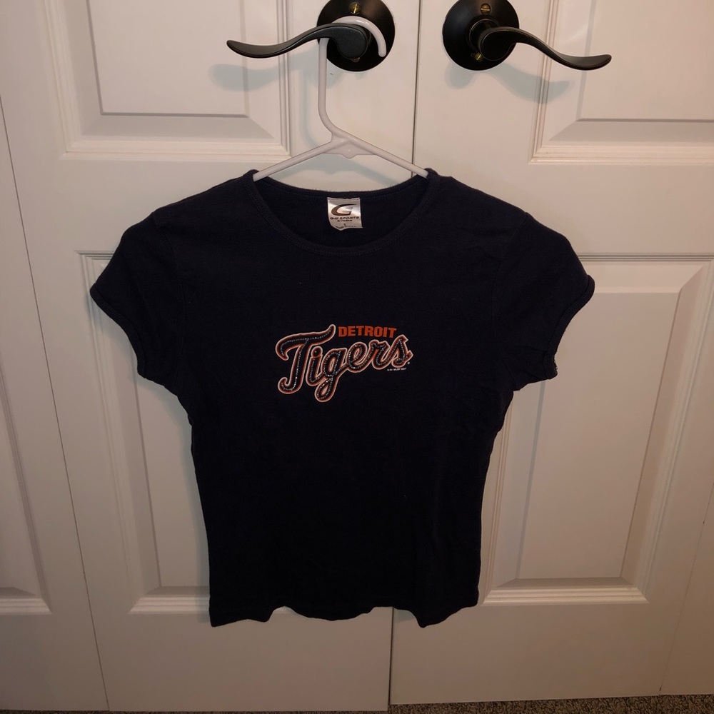sport team t shirt